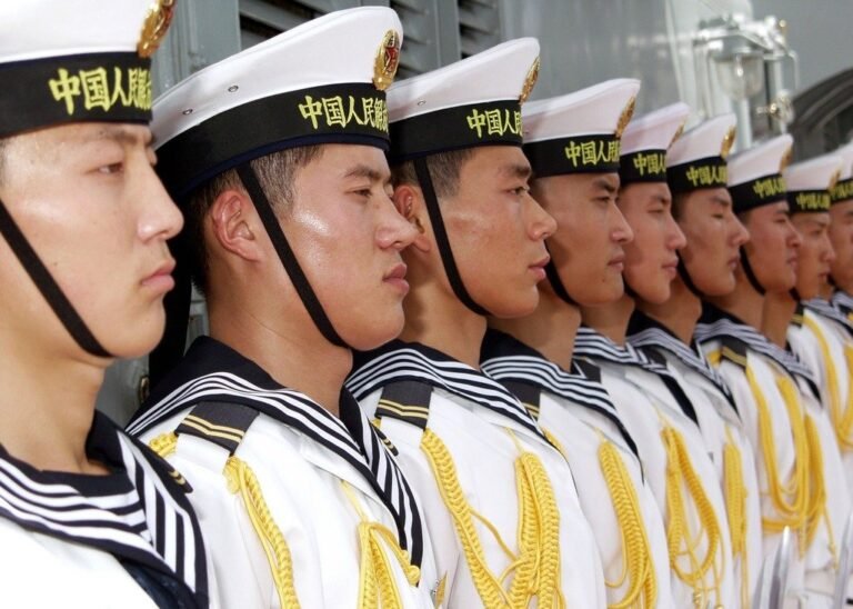 person-row-military-chinese-profession-team-1354738-pxhere.com-1-mnl9k9xXpluEJalP